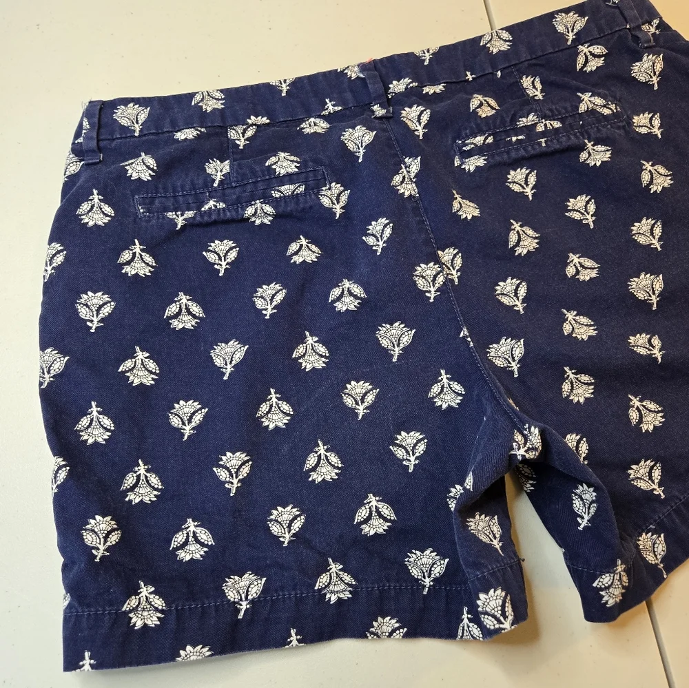 Old Navy Floral Print Shorts Navy Cream Size 10